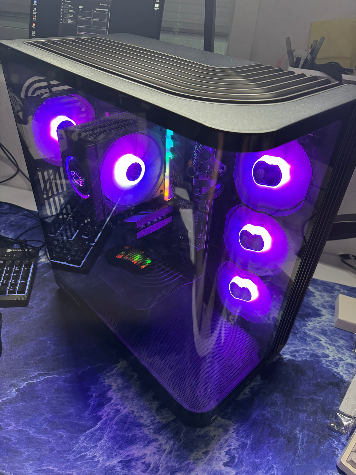 Pre-Owned Gaming PC #26004 — Intel Ultra 5 225F / RTX 5060