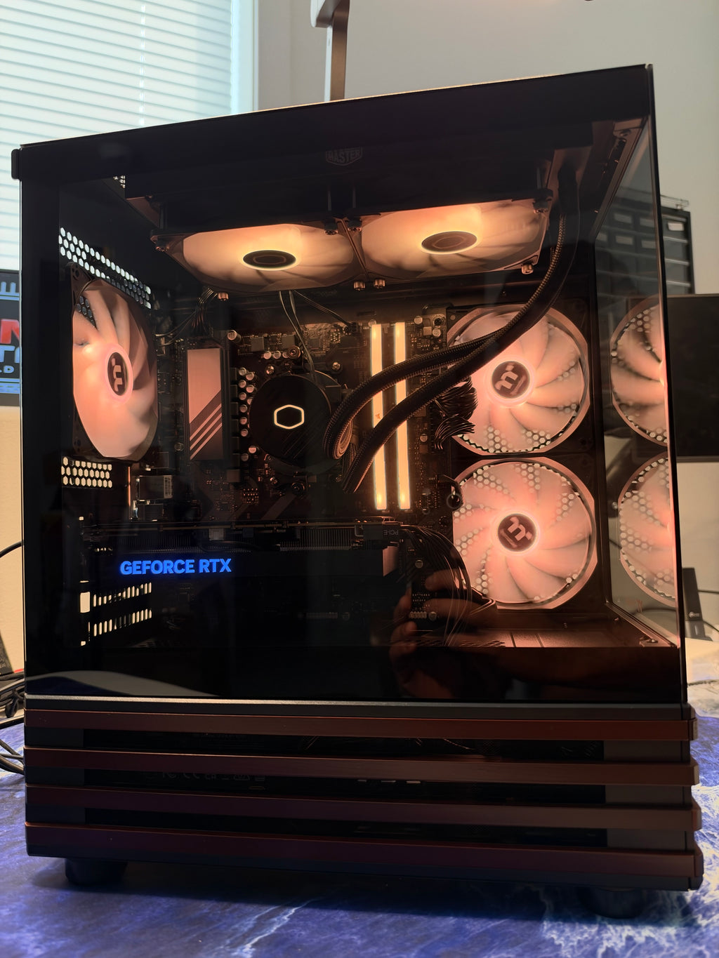 Pre-Owned Gaming PC #26007 — Ryzen 7 8700G/ RTX 4060TI